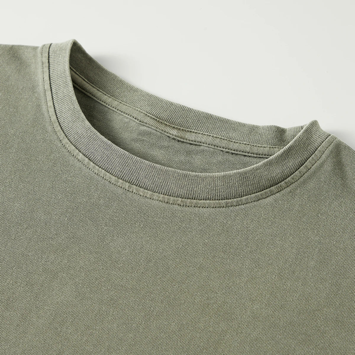 WANTED LONG SLEEVE CROP TOP